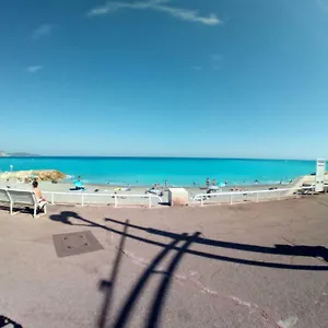 Les Dauphins Апартаменты